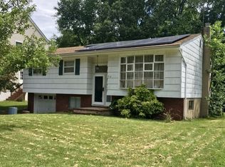 210 Elmwood Dr, Parsippany, NJ 07054