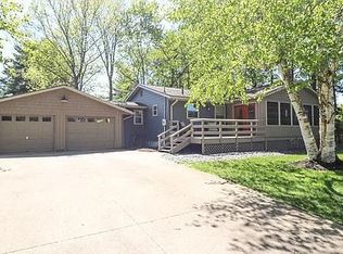 1108 Trout Dr, Mansfield, OH 44903