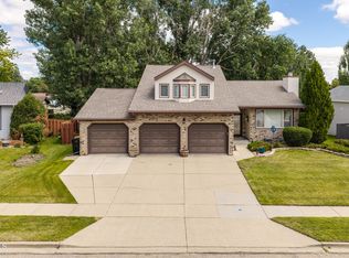 524 Assiniboin Dr, Bismarck, ND 58503