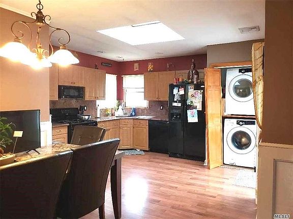 4th image of 765 Keith Ln