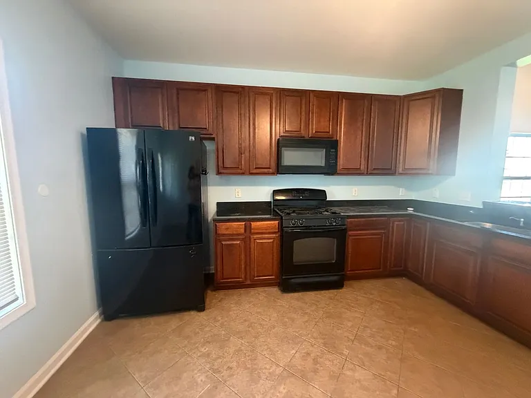 3665 Galloway Ln — Photo 10