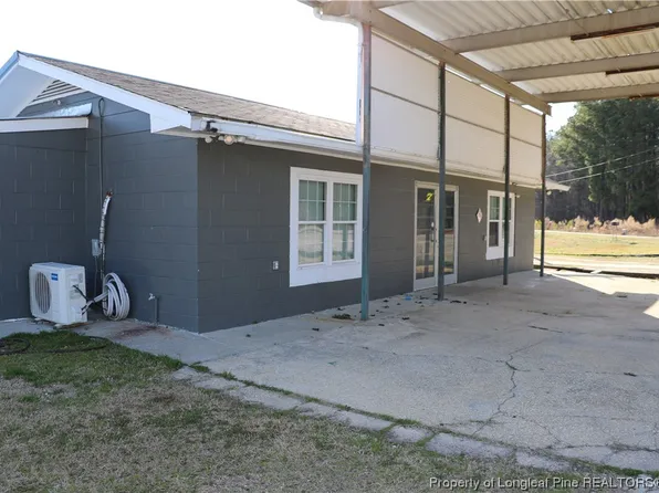 3900 Barker Ten Mile Rd, Lumberton, NC 28358