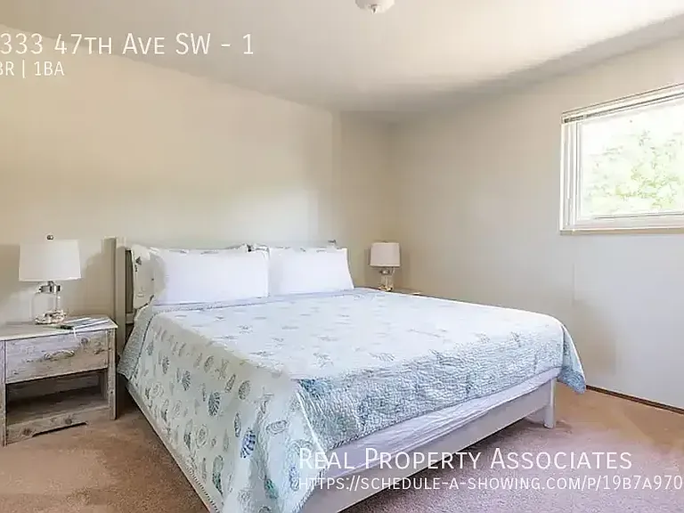 7333 47th Ave SW #1 — Photo 12
