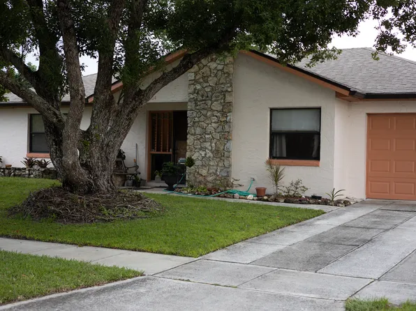 904 Alaska Woods Ln, Orlando, FL 32824