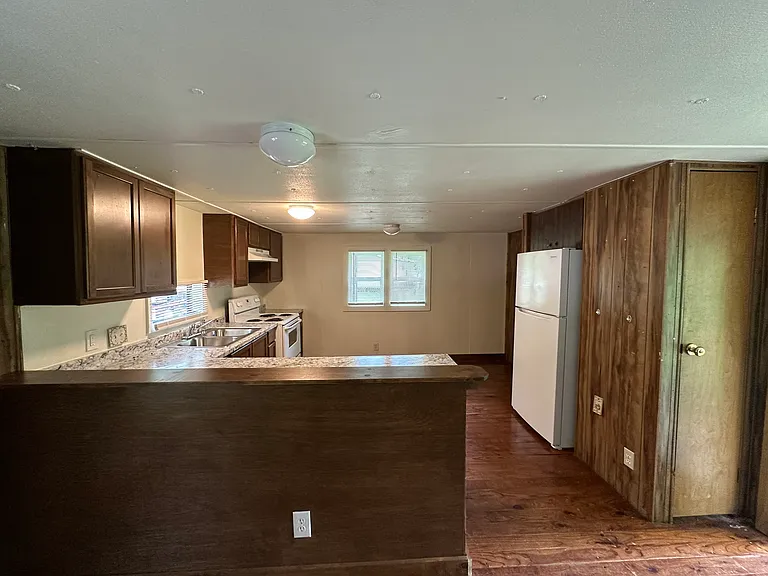 85G Young Rd — Photo 7