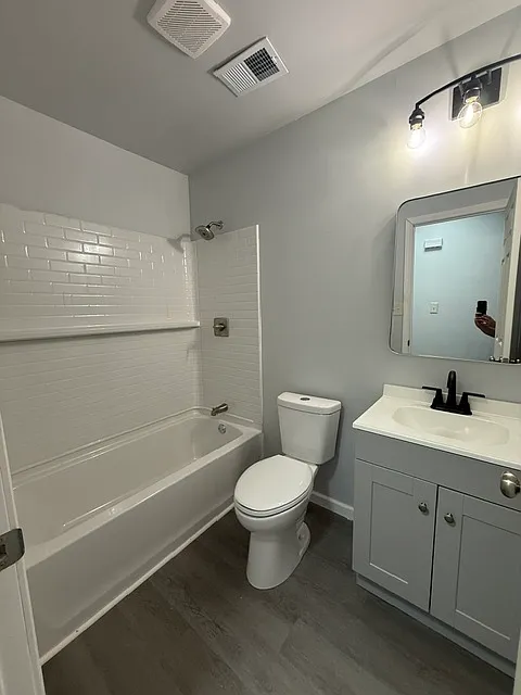 3 bed, 1.5 bath, 1400 sqft, $1,700 — Photo 4