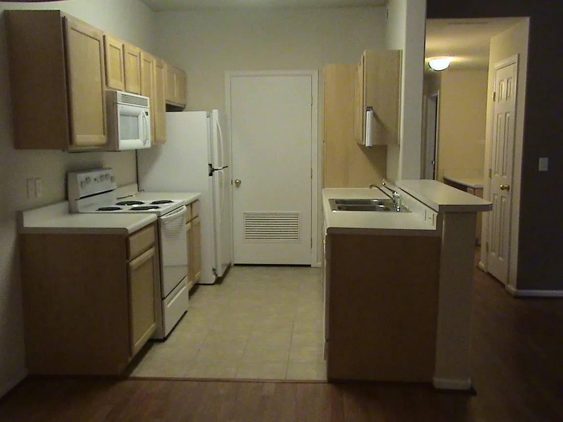 8481 W Union Ave — Photo 2