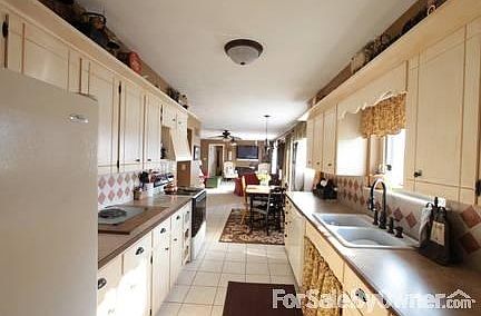 Living Room / Kitchen