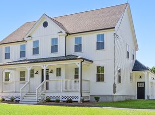 38 Hemlock St, Douglas, MA 01516