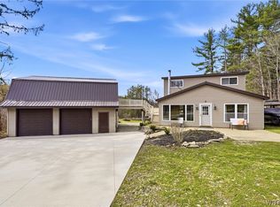 9198 Knapp Rd, West Falls, NY 14170