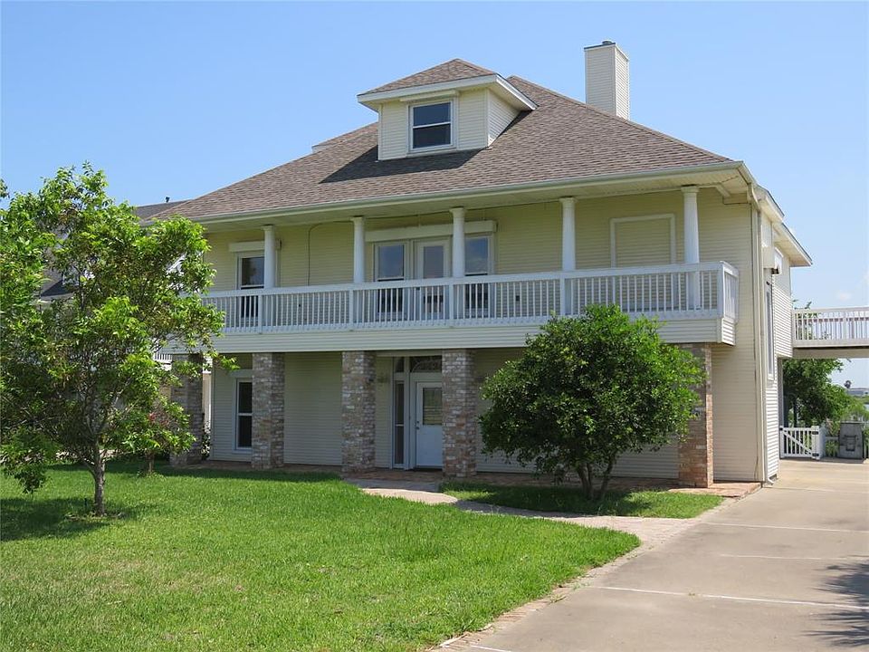 1st image of 2424 Sydnor Ln