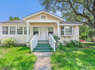 120 Bay View Ct, Bay Saint Louis, MS 39520