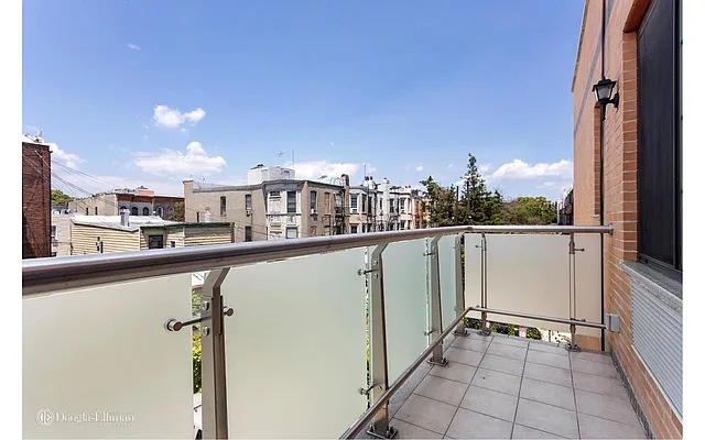 Rented by Living New York | media 11