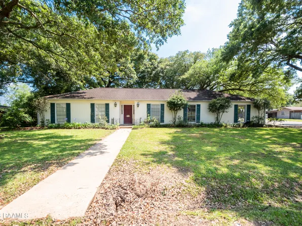 402 Demoncherveaux Blvd, Ville Platte, LA 70586