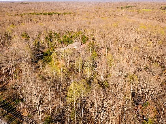 2nd image of 8012 Rose Ridge Pvt Ln