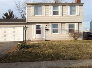 4598 Reinbeau Dr, Columbus, OH 43232