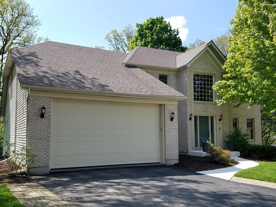 1st image of 3 Burr Oaks Ct