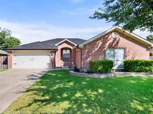 1711 Prescott Dr, Mansfield, TX 76063