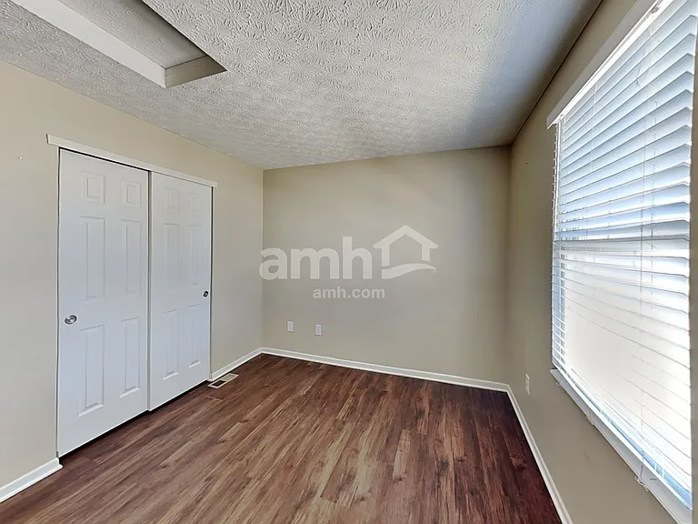 5979 Haydens Crossing Blvd — Photo 17