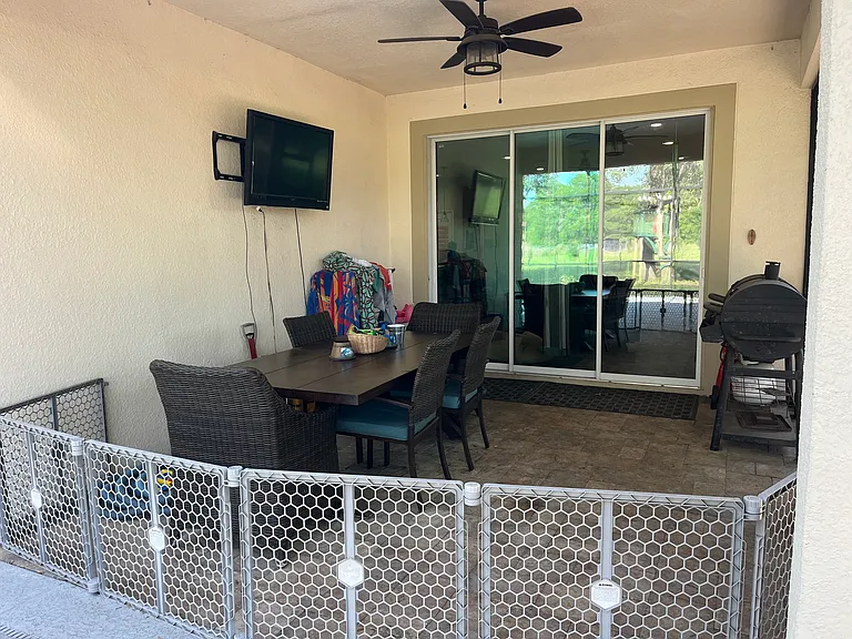 Plymouth Creek Cir — Photo 40