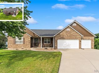401 Wiegerstown Dr, O'Fallon, IL 62269