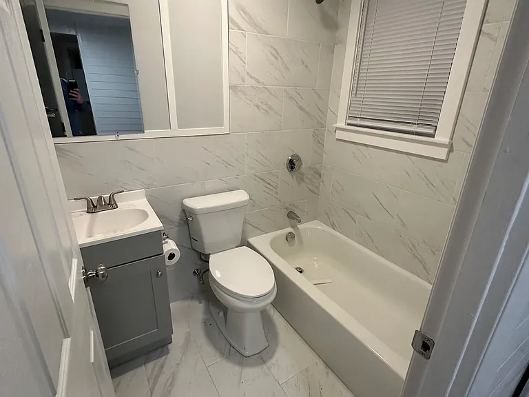 125 Samoset Ave #4 — Photo 4