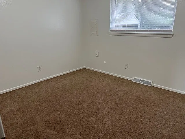 121 Gardner Dr — Photo 12