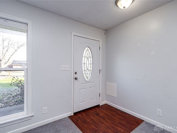 5th image of 205 Sunny Brook Trl