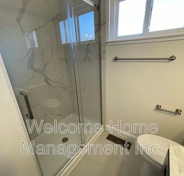 16233 San Remo Dr — Photo 33
