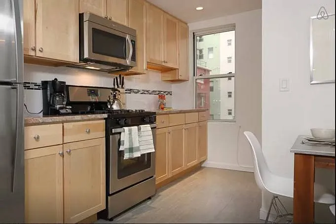 9 Richardson St #3L — Photo 4