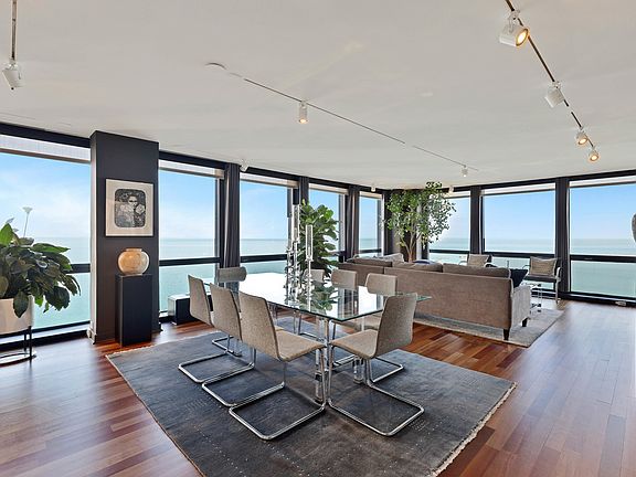 3rd image of 900 N Lake Shore Dr #2213-11