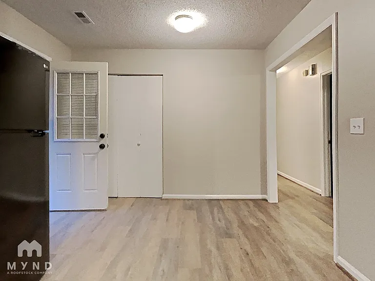 1650 Ashville Rd — Photo 6