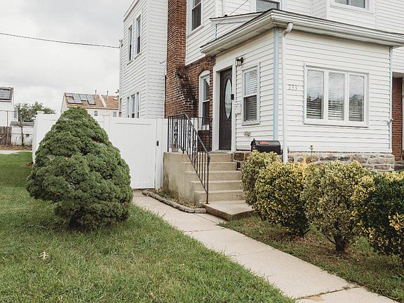 2nd image of 233 Leon Ave