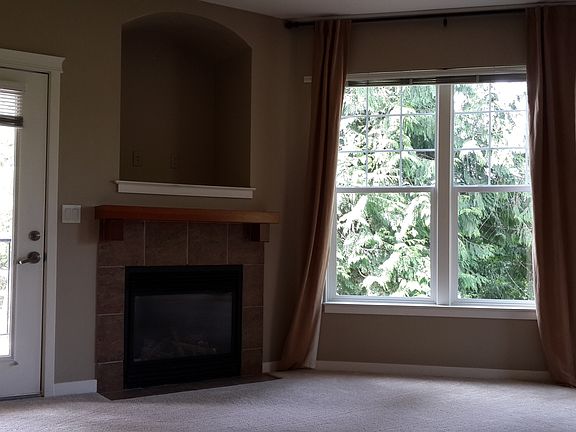 3rd image of 4425 Issaquah Pine Lake Rd SE #1405