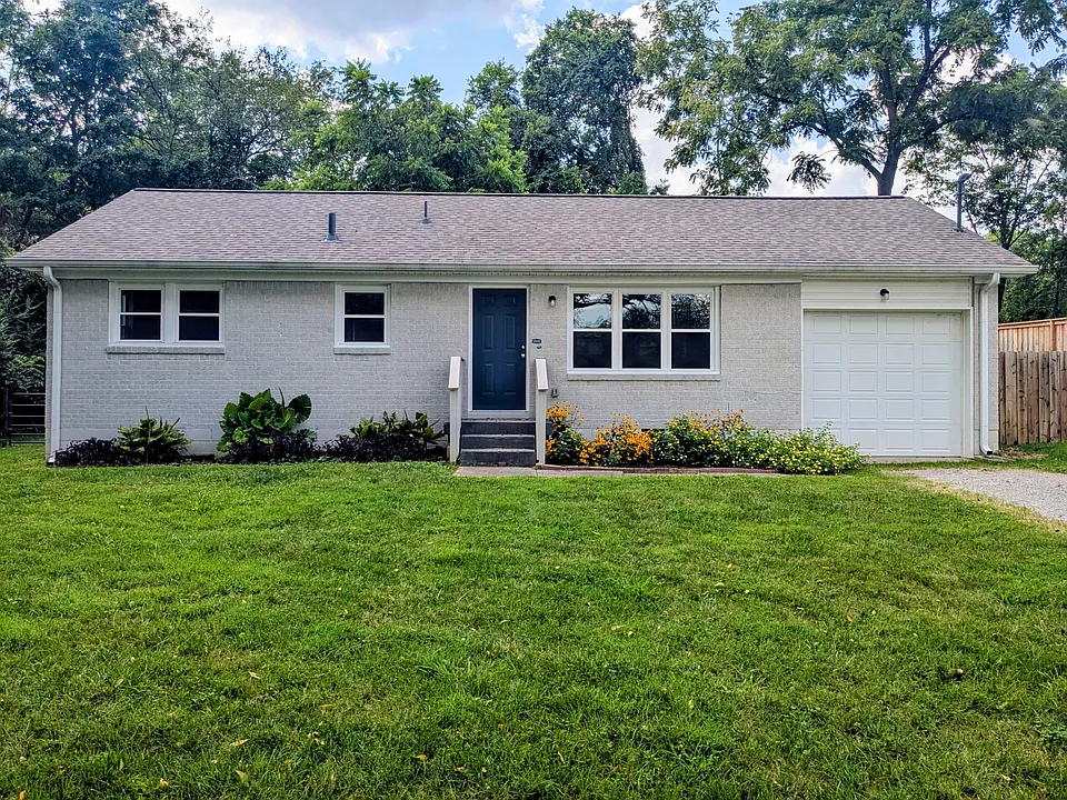 940 Colfax Dr