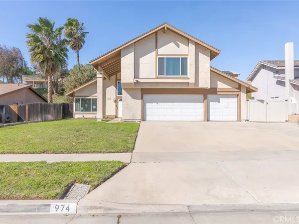 974 Nottingham Dr, Corona, CA 92878