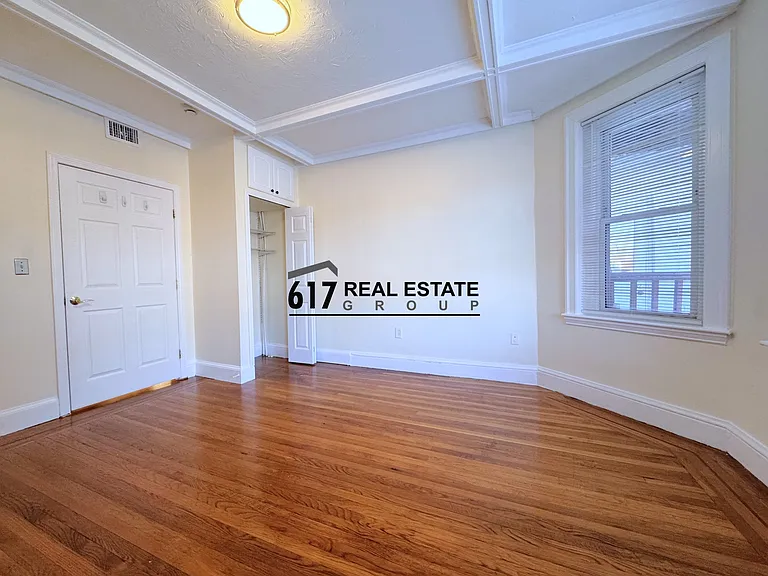 73 Thatcher St #202 — Photo 13