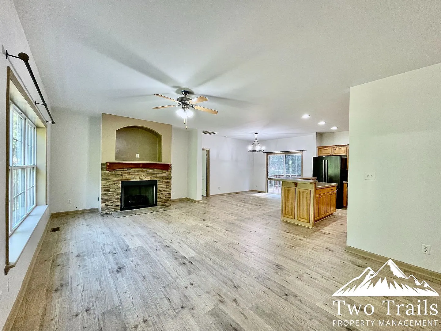 Private 3bed/2bath In Horse Shoe — Photo 4