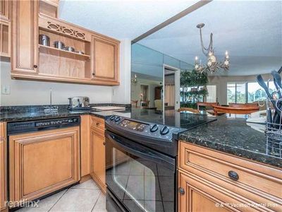 7 Shelter Cove Ln, Hilton Head Island, SC, 29928