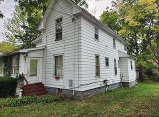 226 Sunnyside Ave, Waterloo, IA 50701