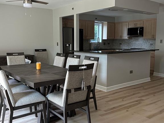 5th image of 4401 Pershing Ave Unit 1N