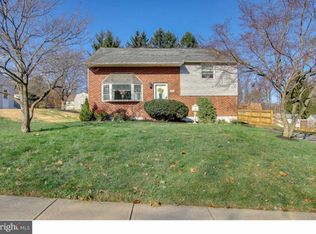 411 Garden Ln, Aston, PA 19014