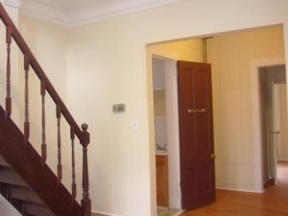 1st image of 11 E 129th St APT 1