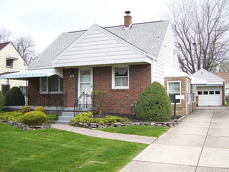 1st image of 92 Kemp Ave