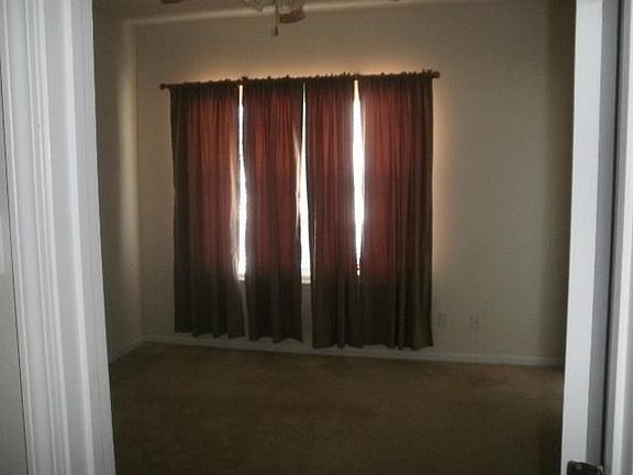 3rd image of 1727 Forest Lake Cir W APT 3
