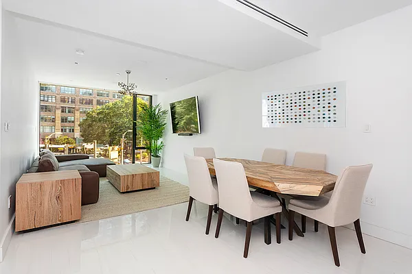 Rented by Compass | media 3