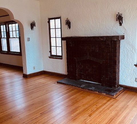 2nd image of 2817 Buckingham Rd APT 3