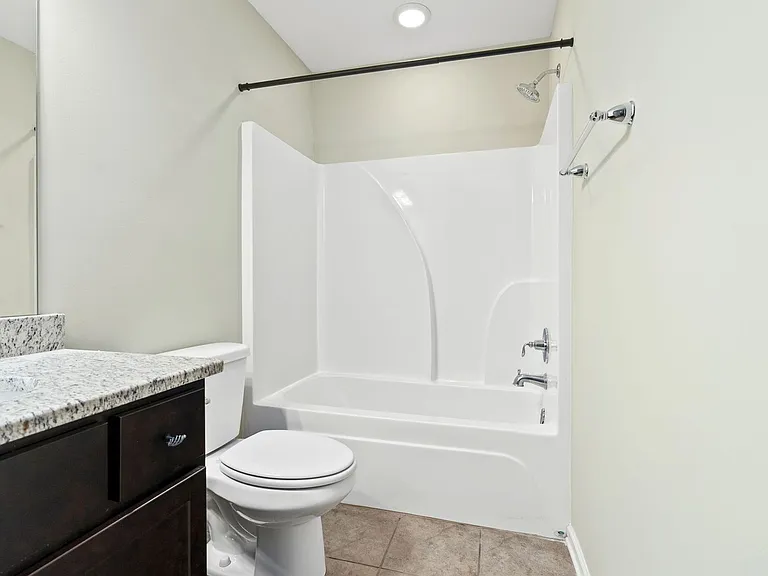 2904 Ashley Ln — Photo 12