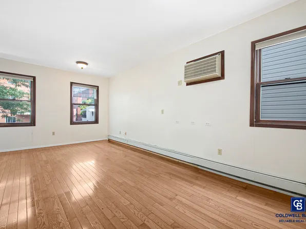 74-24 43rd Avenue image 7 of 13