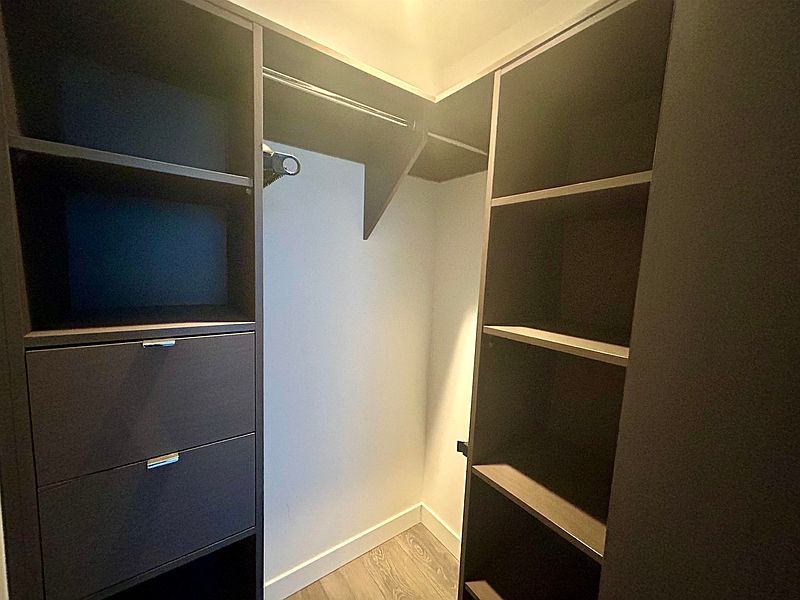 Burnaby Apartment for rent - 2 Bedrooms — photo 7
